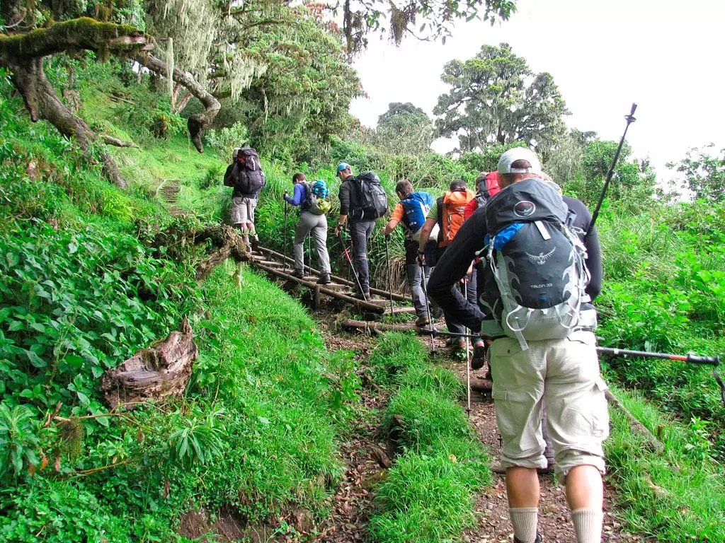 4-days-mount-meru