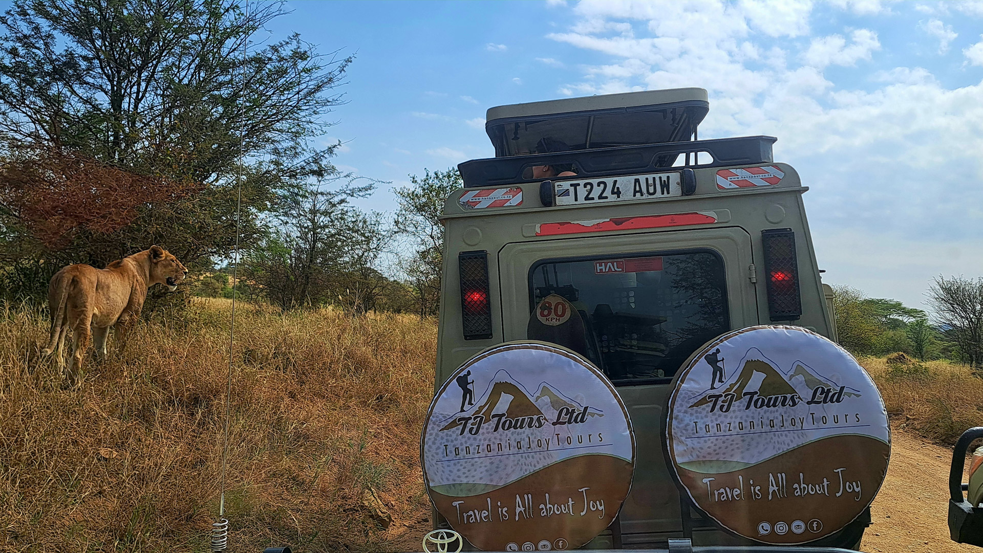 Tanzania Safari Vehicles